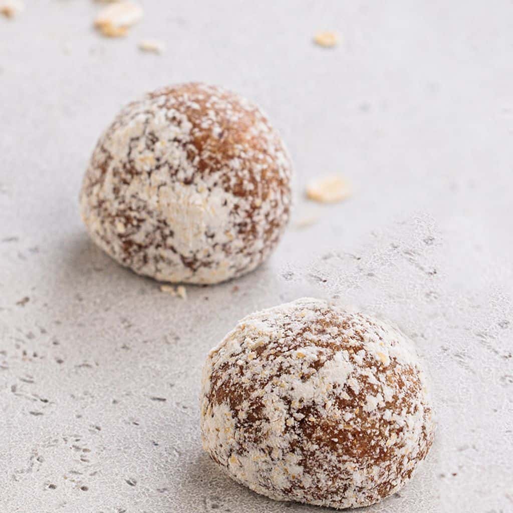 Cinnamon Protein Bites