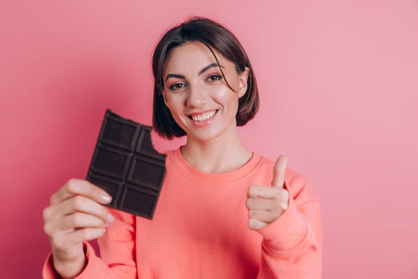 الشوكولاته الداكنه